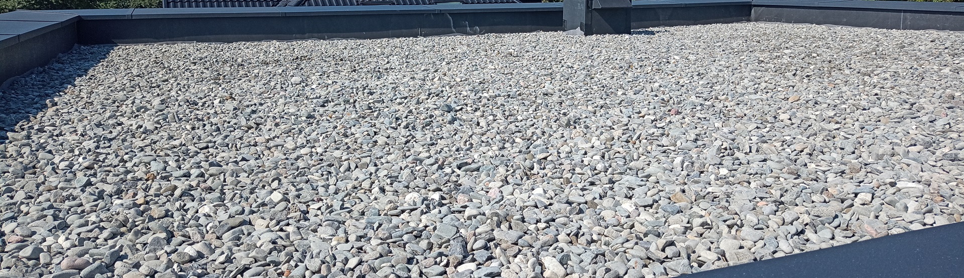 płaskie elementy pokrycia dachowego